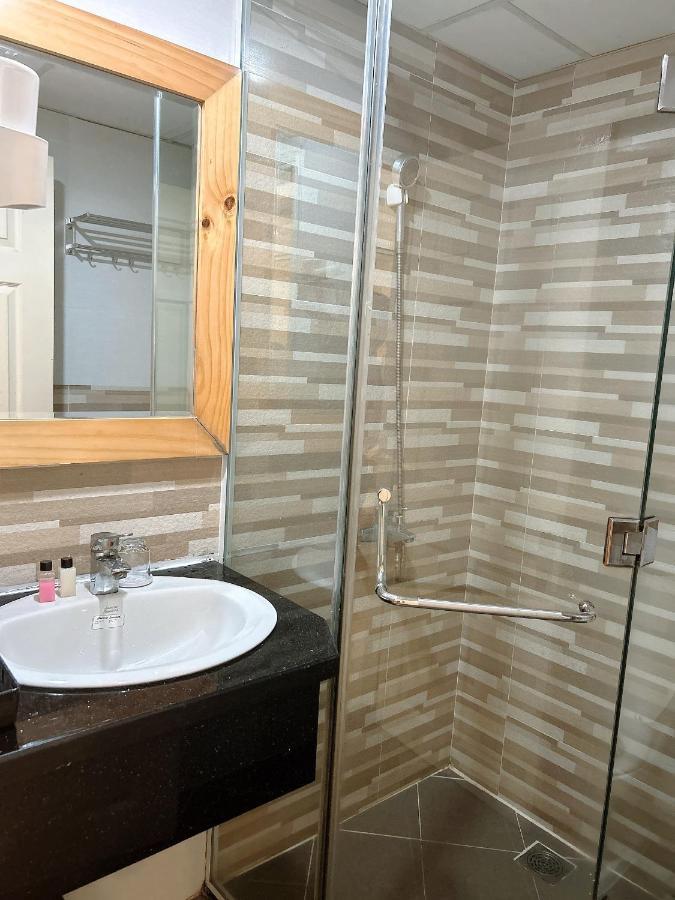 Royal Hotel Bandar Ho Chi Minh Luaran gambar